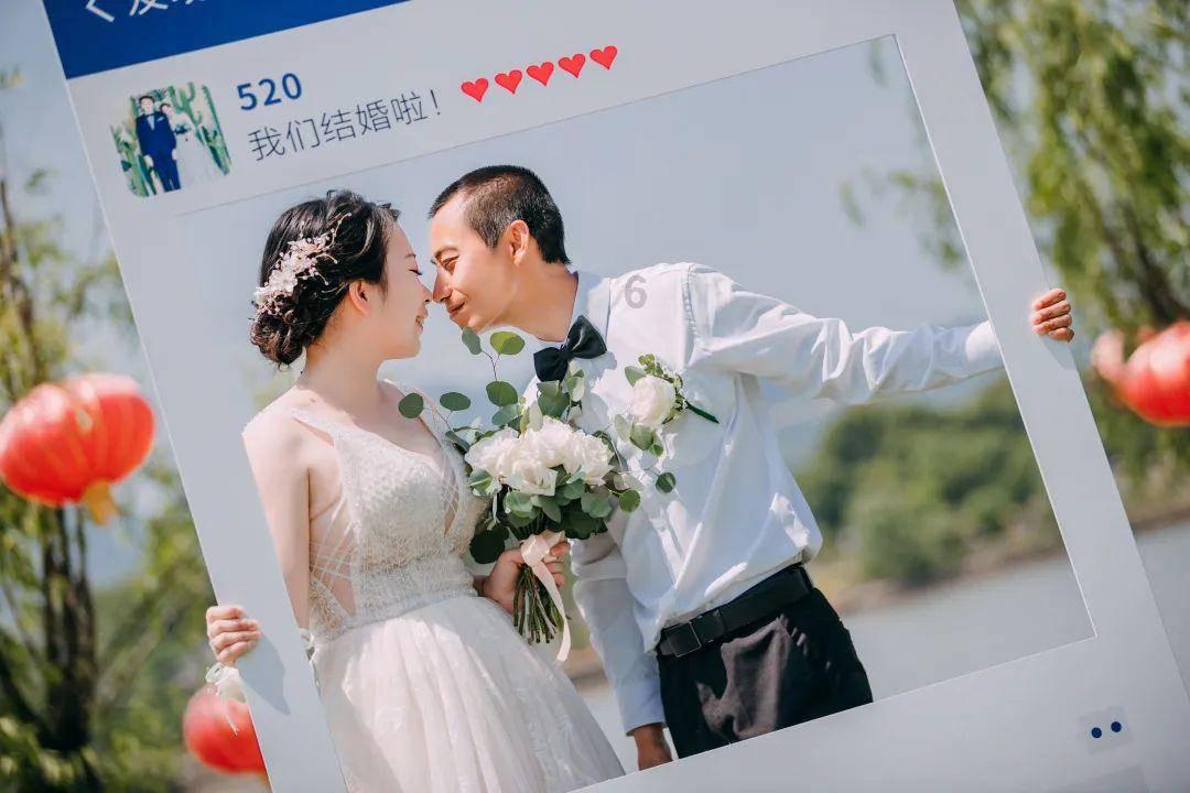 逃离黑与白的房间