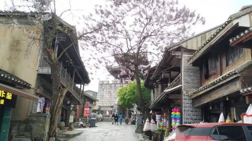 给含有锦年的女朋友备注什么？游戏画面